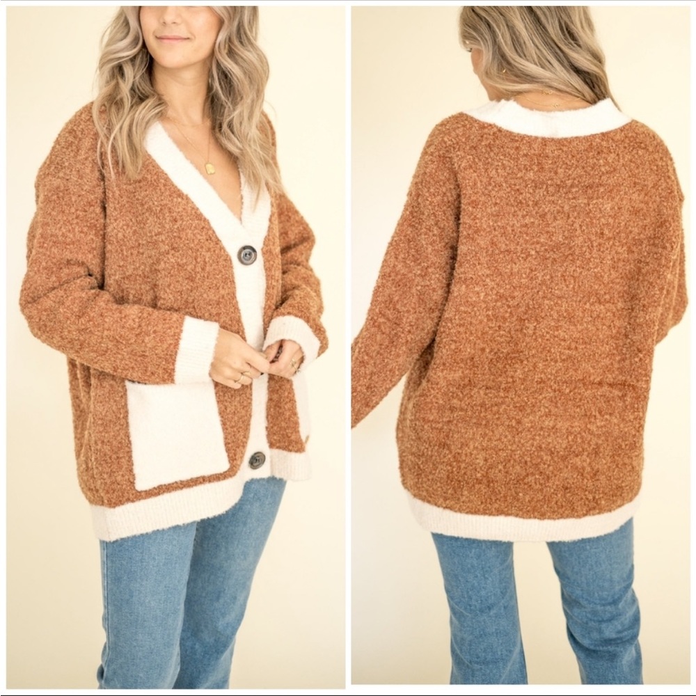 LAST 3️⃣ CAMEL LONG SLEEVE COLORBLOCK BUTTON UP SWEATER CARDIGAN - Picture 7 of 8